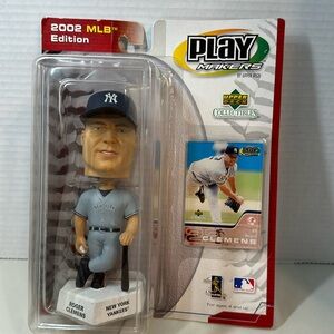 2002 MLB Edition Upper Deck New York Yankees, Roger Clemens Bobble Head